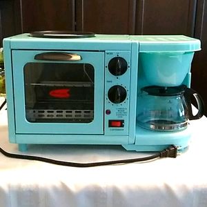 3-IN-1 Multi-Functional Deluxe Breakfast Station